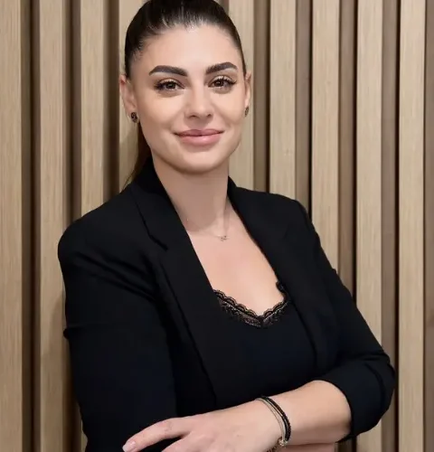 Cristina Lupescu este psiholog în cadrul INTEGRIA MEDICAL